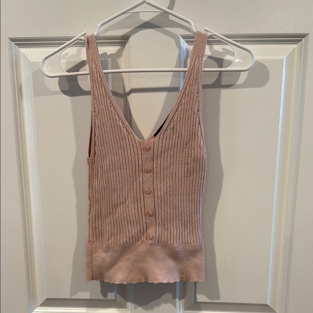 Express Ribbed Button-Down Tank Top - pink